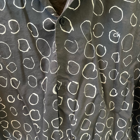 Calvin Klein Men’s Short Sleeve Dress Shirt - Size Large - Picture 3 of 4